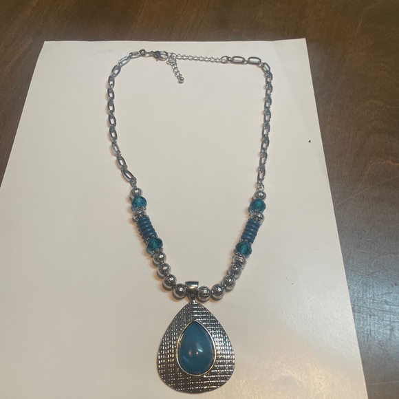 Dark teal pendant necklace - Picture 3 of 4